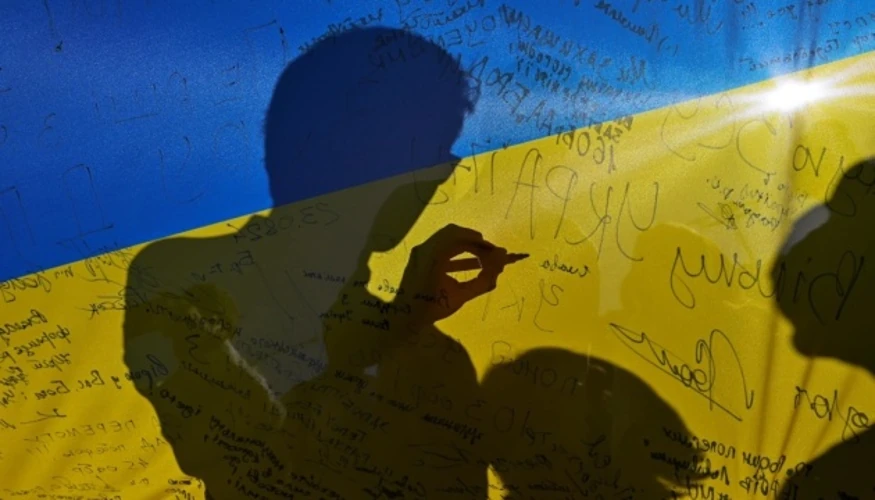 Інфографіка з результатами опитування КМІС щодо підтримки продовження збройного опору попри можливі удари РФ по енергетиці
